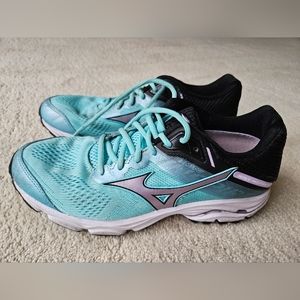 Mizuno wave inspire 15